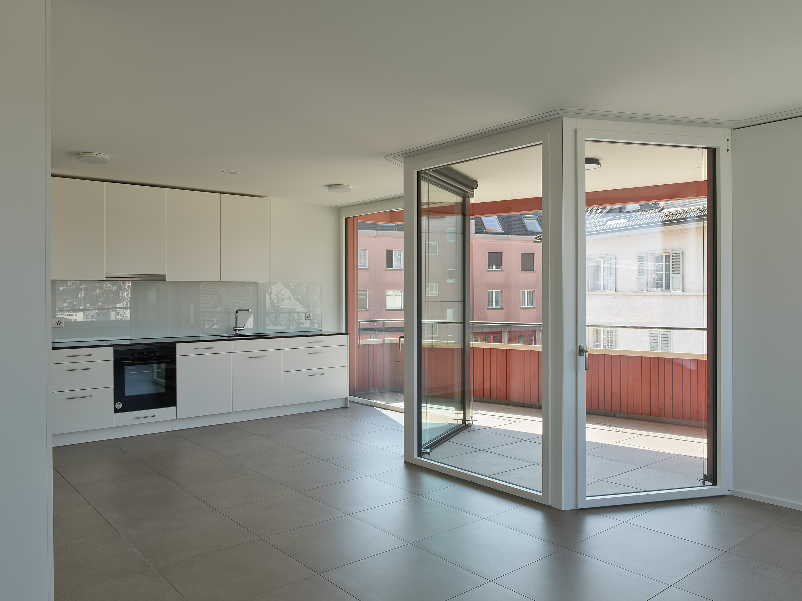 Ahp0066 AIQ4 007949 J2560